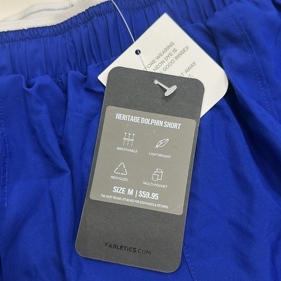 NWT Fabletics Heritage Dolphin Shorts Medium Item# 9V - Picture 5 of 7